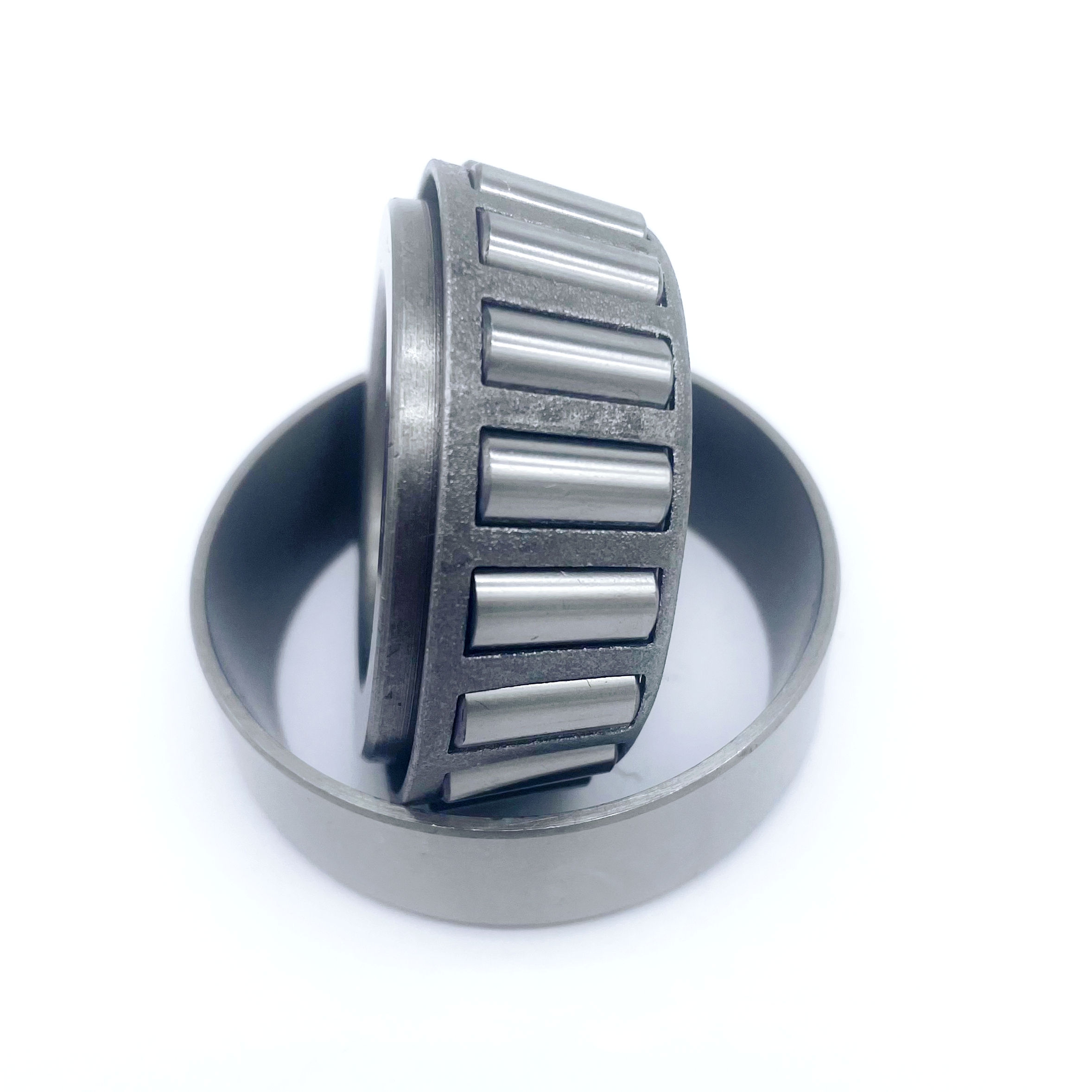 OEM High Precision 32304 P6 Low Noise Single Row Taper Roller Bearing for Gearbox Engineering Machinery Machine Tool Automotive