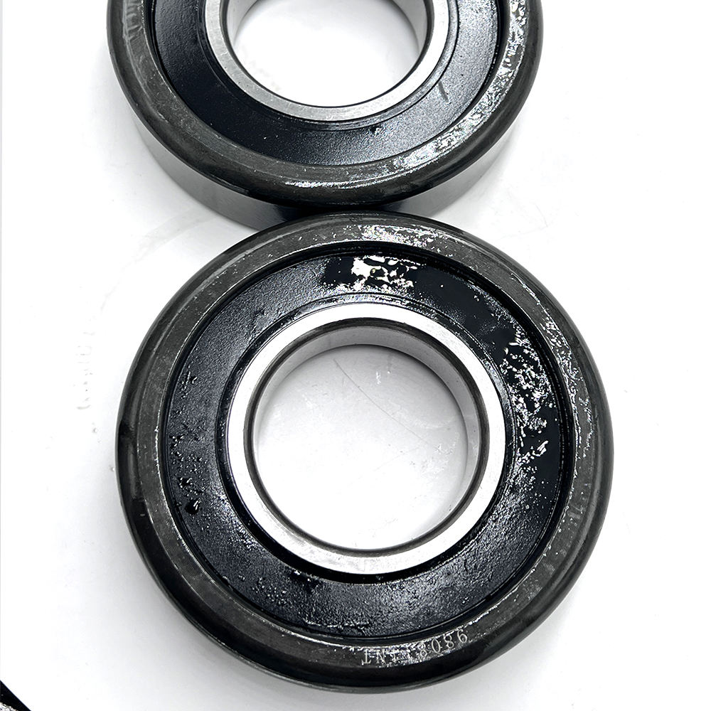 Long Life Forklift Mast Roller Bearing High Precision 980811NT Forklift Bearings