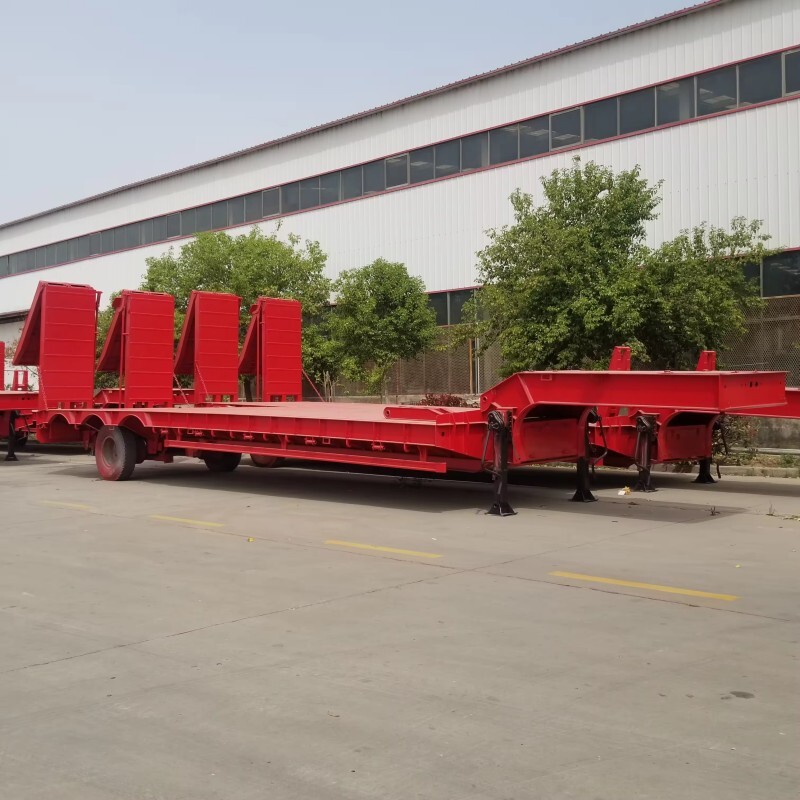 Cómo verificar que un remolque de cama baja en venta cumple con las normas de anchura de carretera