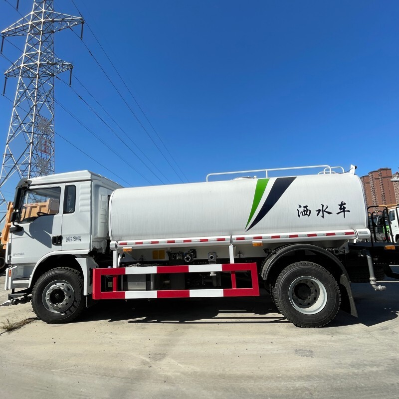 Explicación del diseño de tanques para camiones cisterna de agua: deflectores, control antisurge y aspectos básicos de seguridad