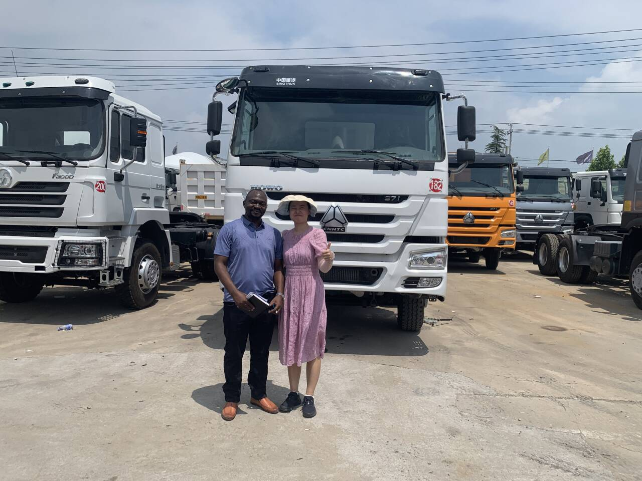 Cliente etíope encarga 5 camiones volquete HOWO