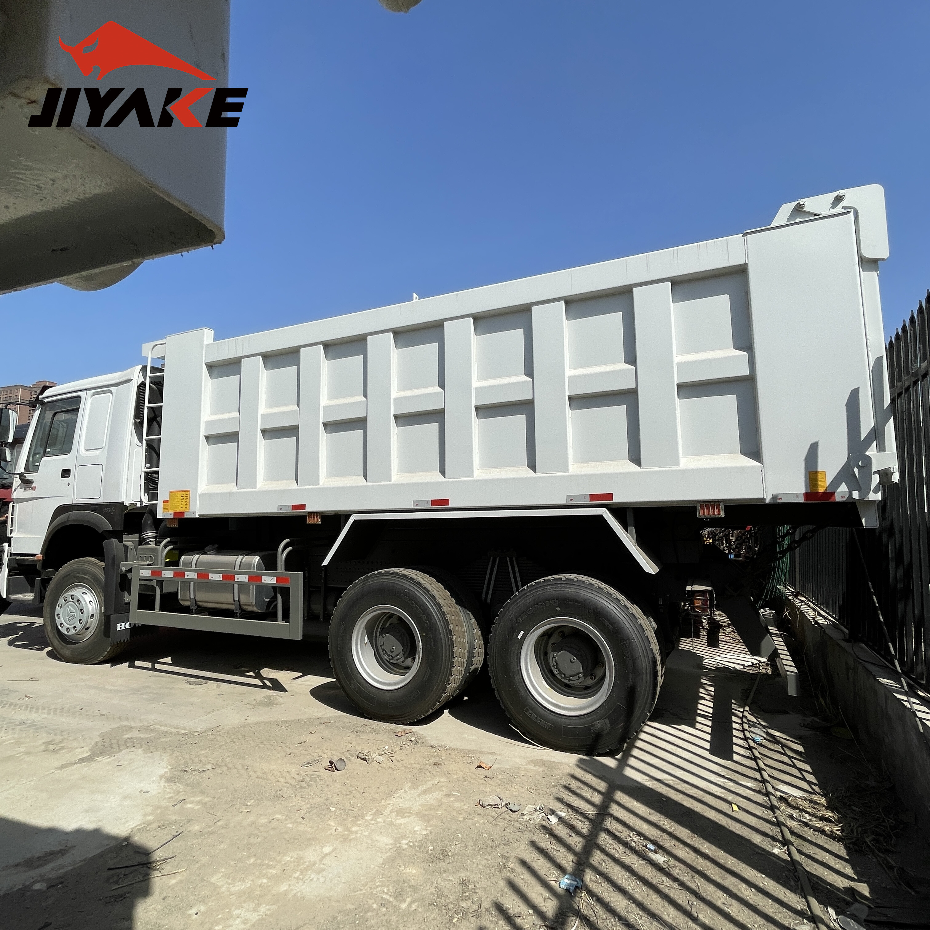 Guía de Configuración de Ejes: ¿Cuántos Ejes Realmente Necesita para Carga Pesada?