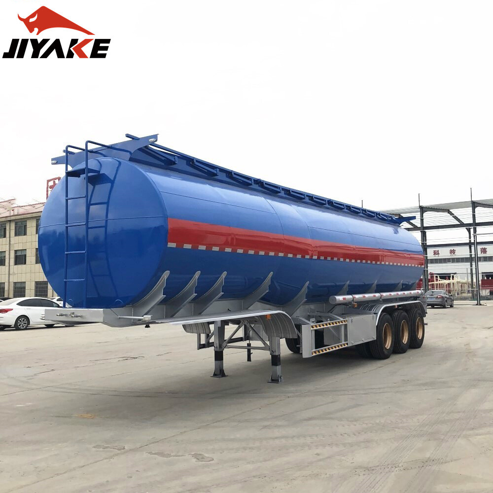 Remolque cisterna de combustible de 30 m³ vs 40 m³