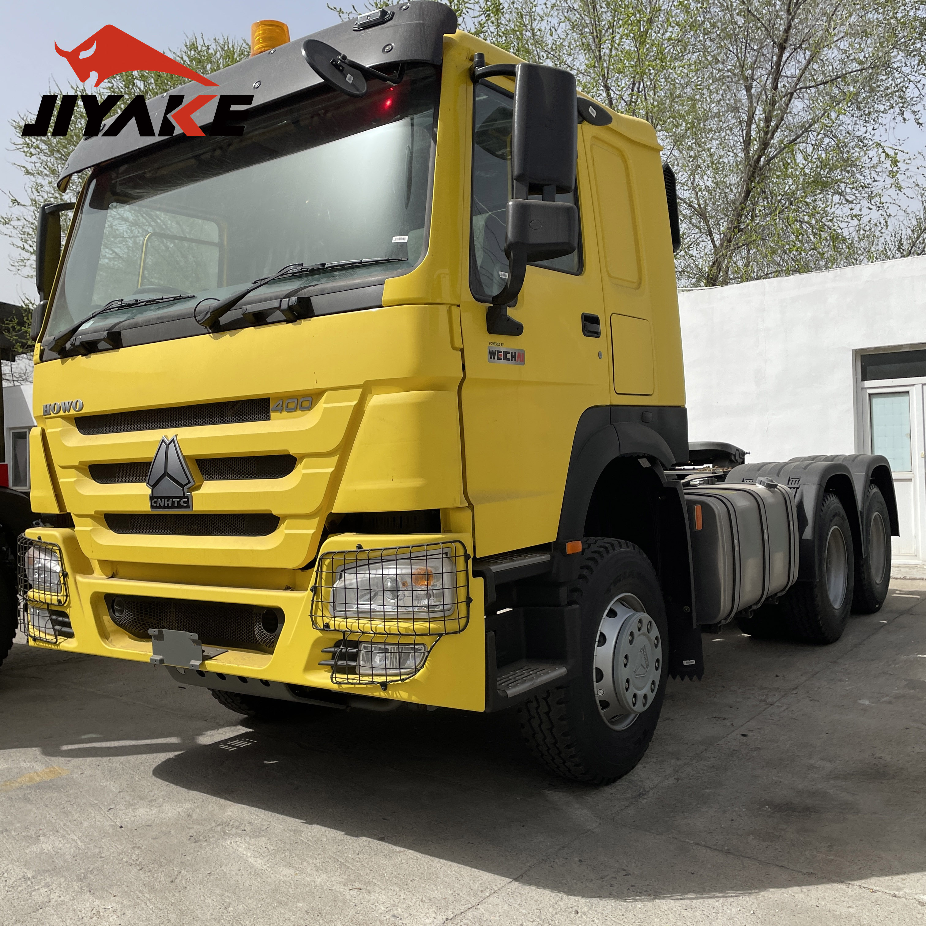 Camión tractor de 400HP con volante a la derecha