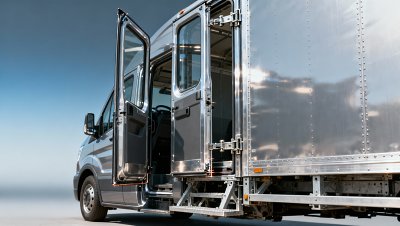 Wing van truck door alignment shifts after 50,000 km — and most fleets miss it