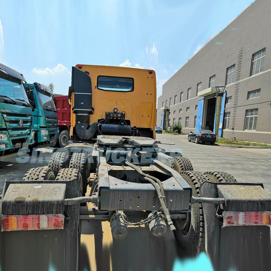 HOWO A7 6X4 TRACTOR TRUCK