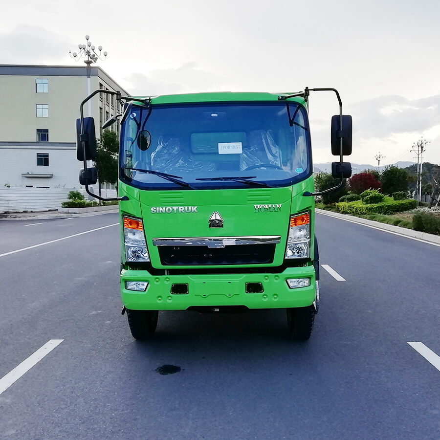 SINOTRUK HOWO 4x2 LIGHT DUMP TRUCK