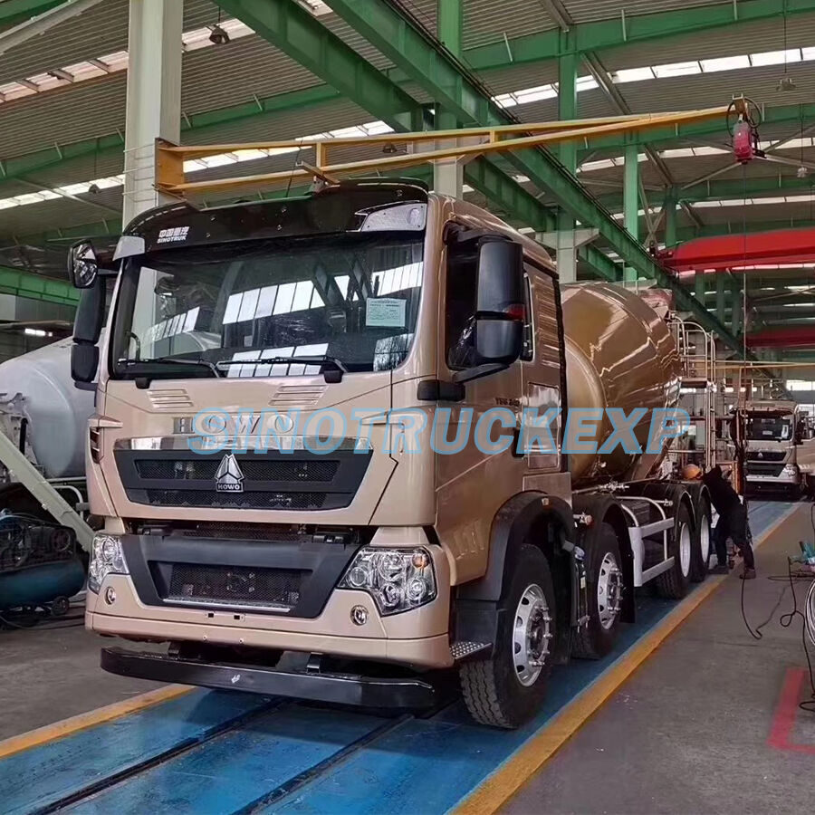 HOWO 8X4 12 WHEELER 8CBM TRUCK