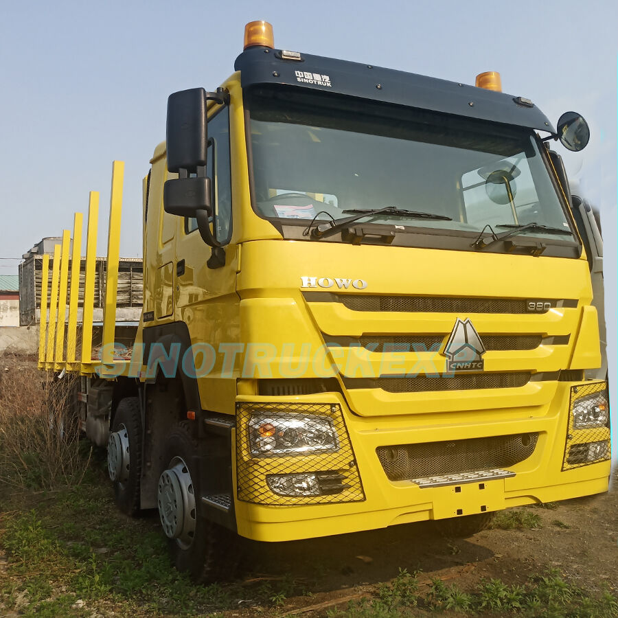 SINOTRUK HOWO 12 WHEELER 8X4 LOGGING TRUCK