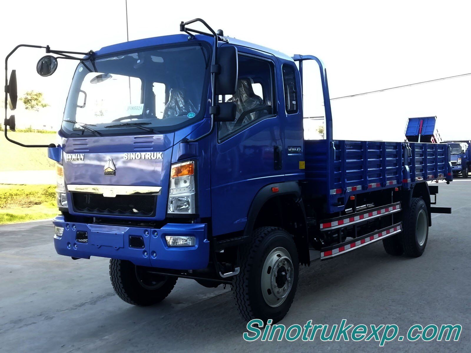 SINOTRUK HOMAN H3-4×4 CARGO TRUCK ZZ1168E4224C1