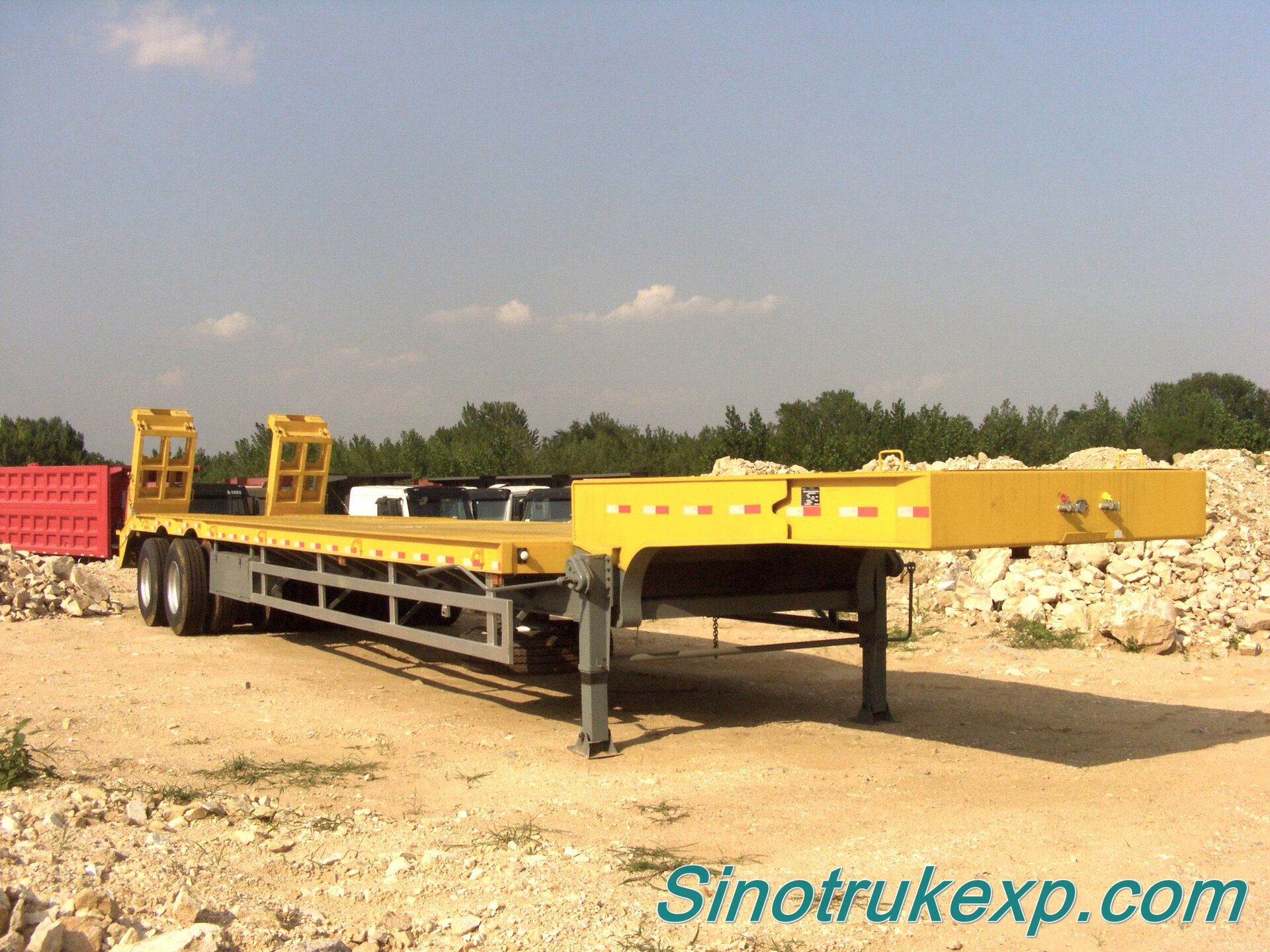 2 lines-4 axles Cantilever series Low Bed Semi Trailer