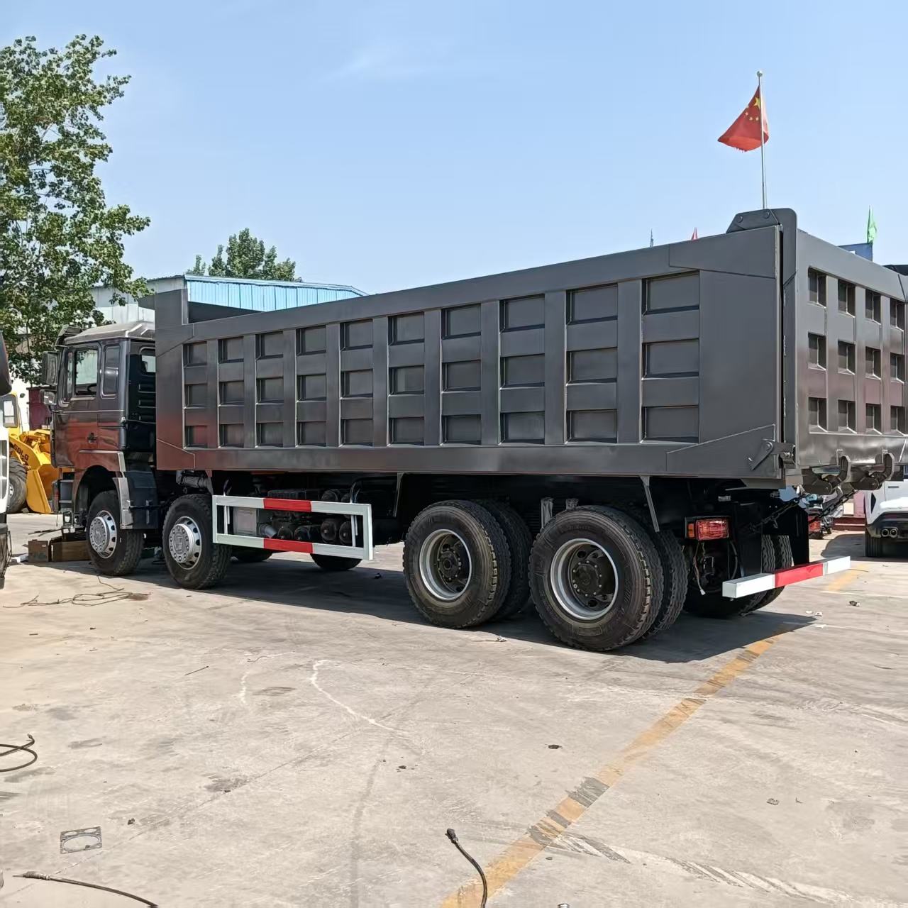 Used HOWO  8x4 Dump Truck Heavy Duty Mining Tipper Excellent Condition Diesel Truck for Sale