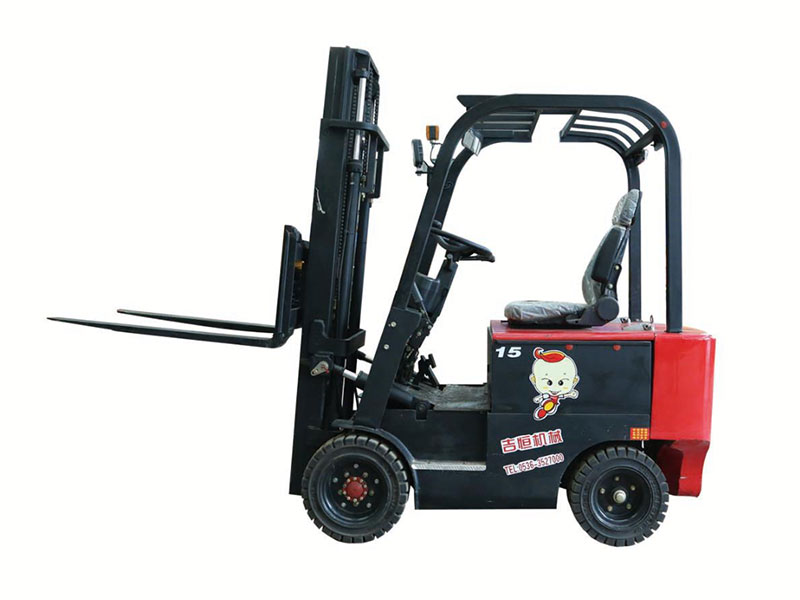 Электрический вилочный погрузчик