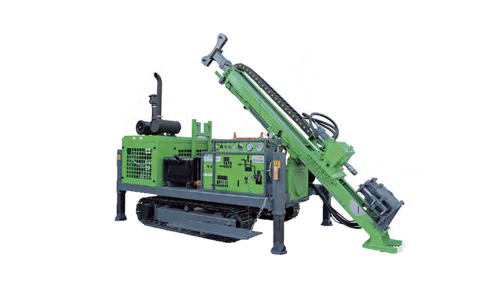 AT шынжыр табанды толық гидравликалық өзекті бұрғылау қондырғысы