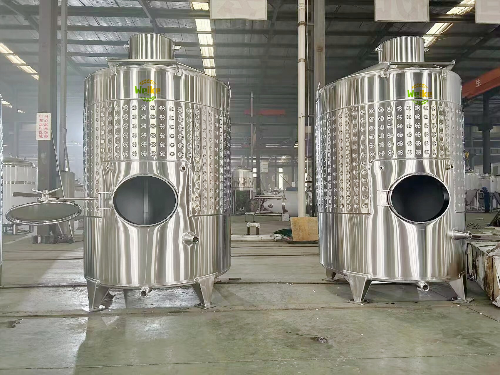 Tanques de almacenamiento de vino de 5000L con escotilla frontal