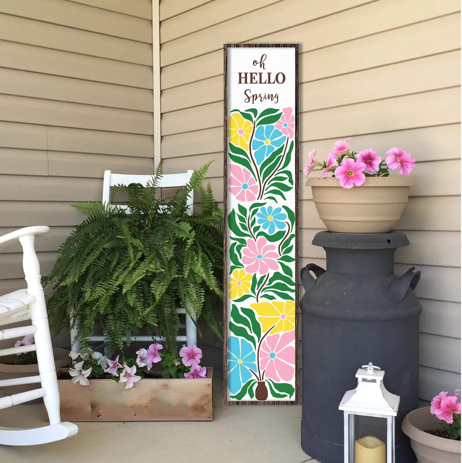 Деревянный большой вертикальный декор для крыльца 