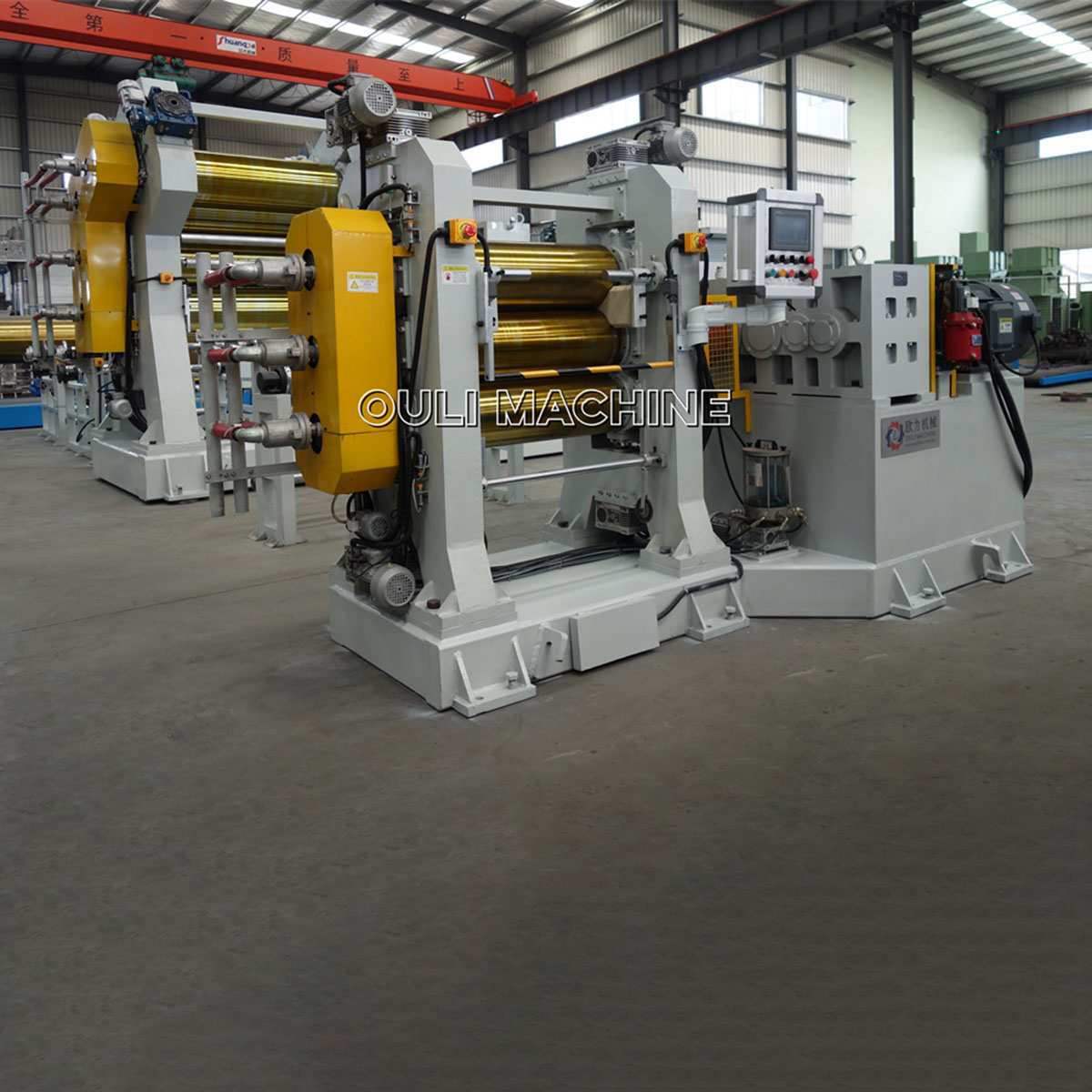 Трехвалковый каландр для резины