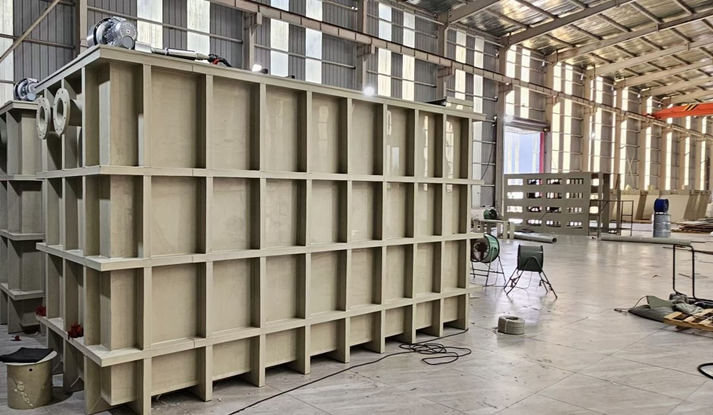 Рыбный пруд с рециркуляционной аквакультурой