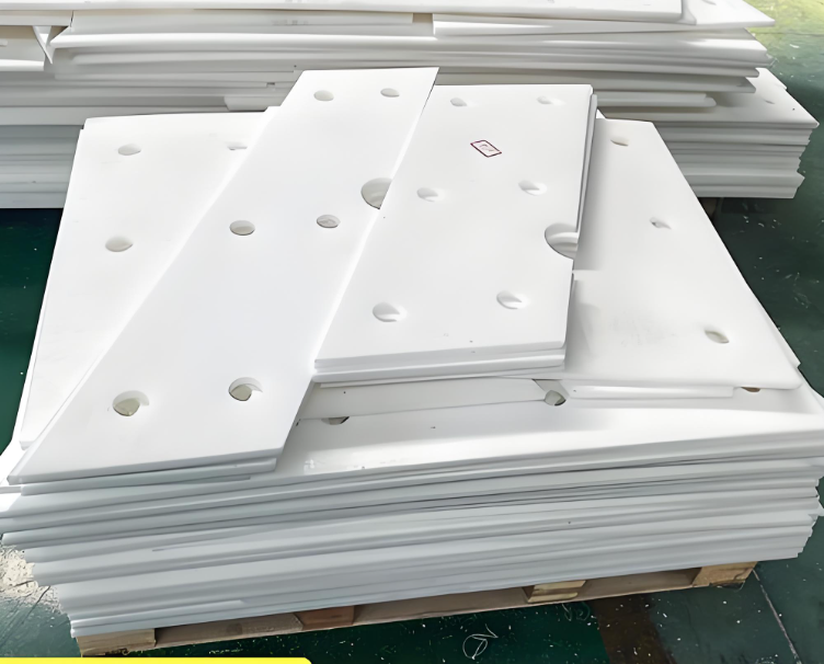 Полиэтиленовая износостойкая футеровка