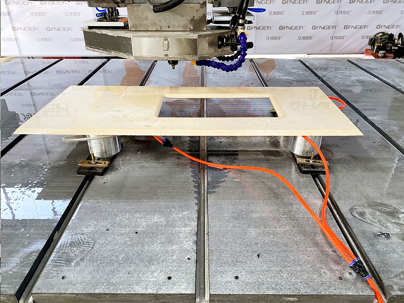 Máquina de corte puente de 5 ejes GQ-3220D