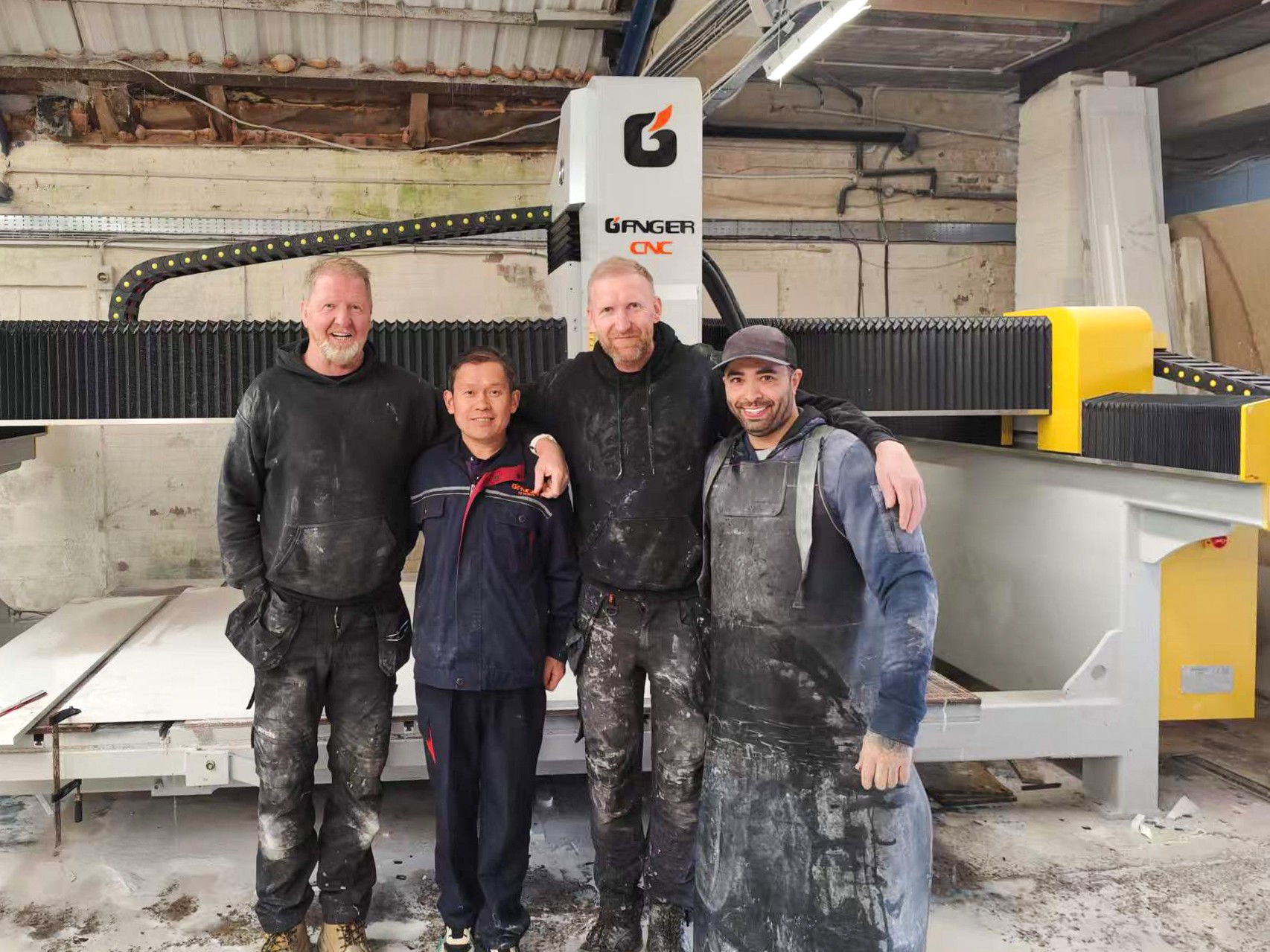 Jinan Ganger CNC completa la formación in situ de máquinas para clientes del Reino Unido Jinan Ganger CNC completa la formación in situ de máquinas para clientes del Reino Unido