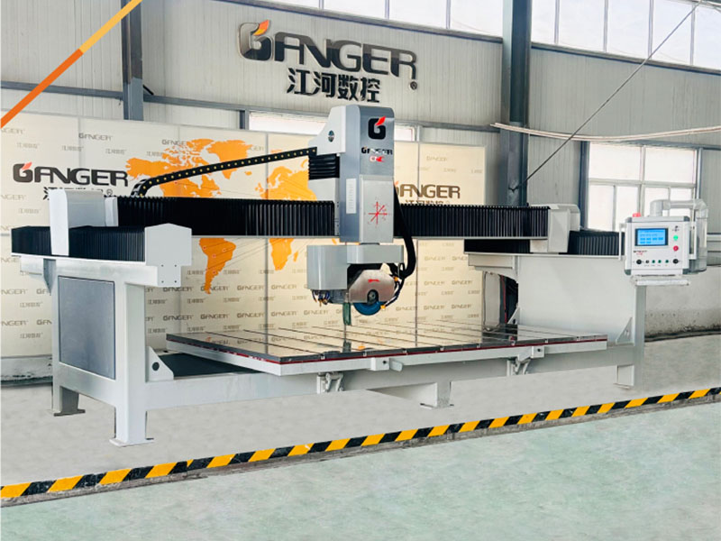 4-осевой мостовой режущий станок GQ-3220BM (4+1)