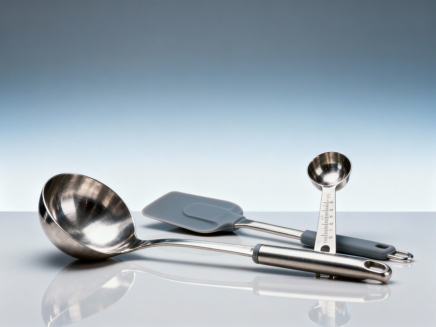 Kitchen Tools for Professional Chefs: The Hidden Gap Between Marketing Claims and Daily Use