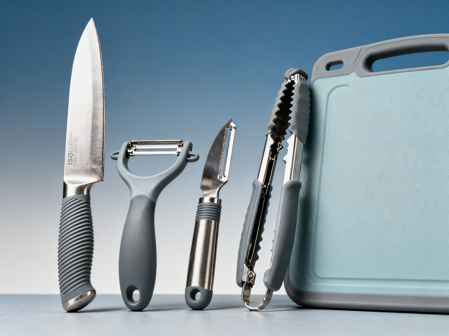 Ergonomic Kitchen Tools: Do Grip Tests Reflect Real Shift-Length Usage Patterns?