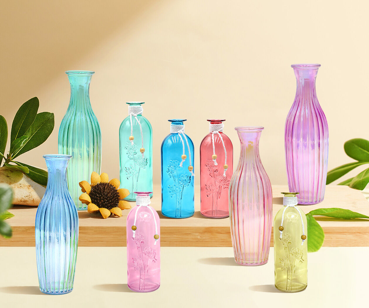 Glass Single Bud Glass Vases, Colorful Styles Small Flower Vases for Home Decorative, Embossed Style