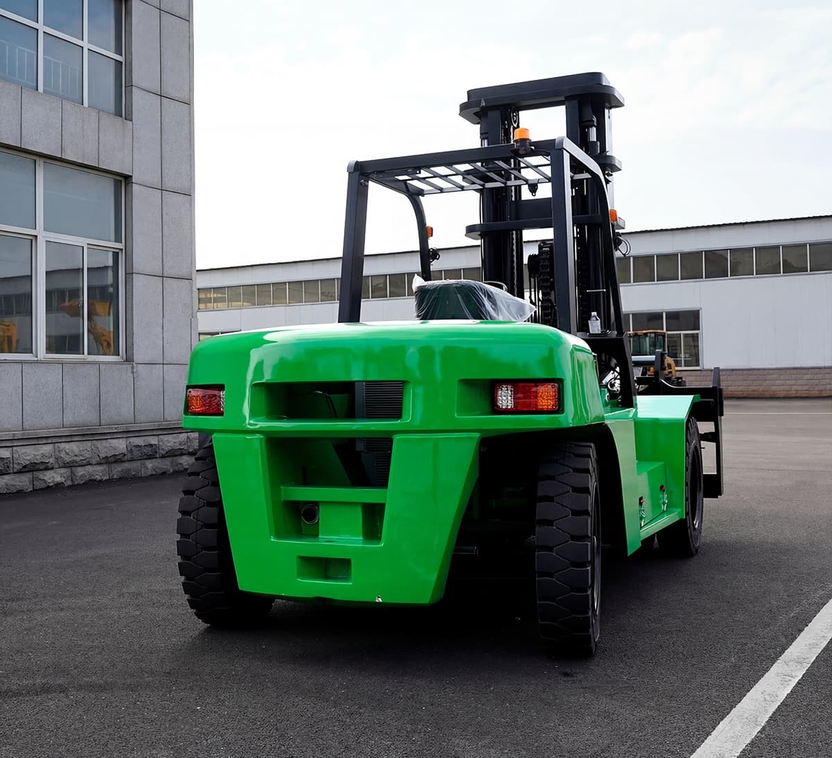OXPLO empilhadeira diesel OX-D100H | Carretilla Elevadora Diésel de 10 Toneladas