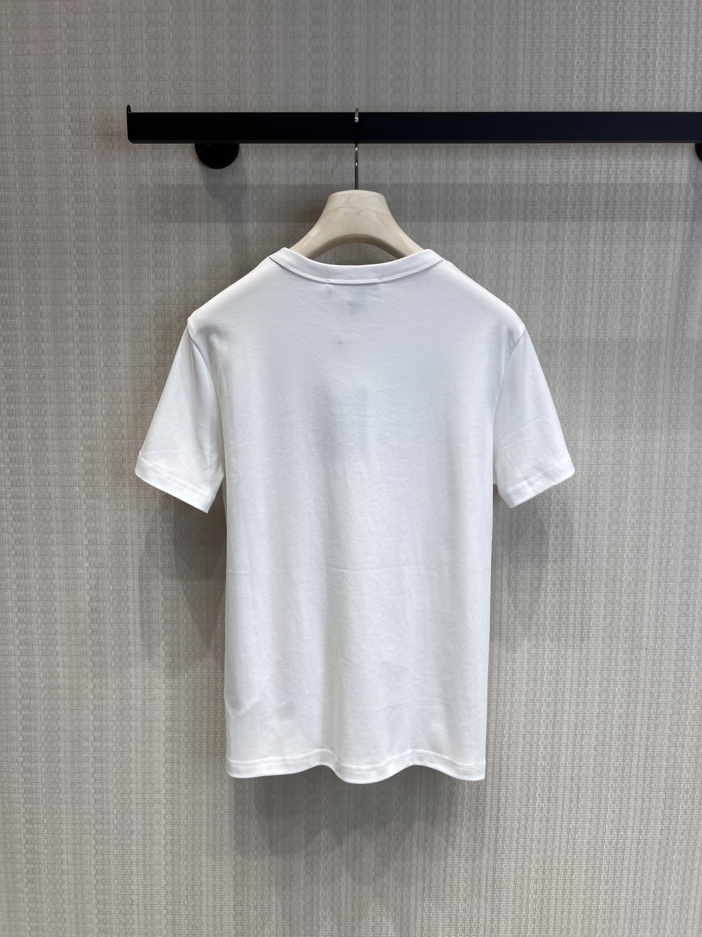 ZT66879 Louis Vu*tton 2026