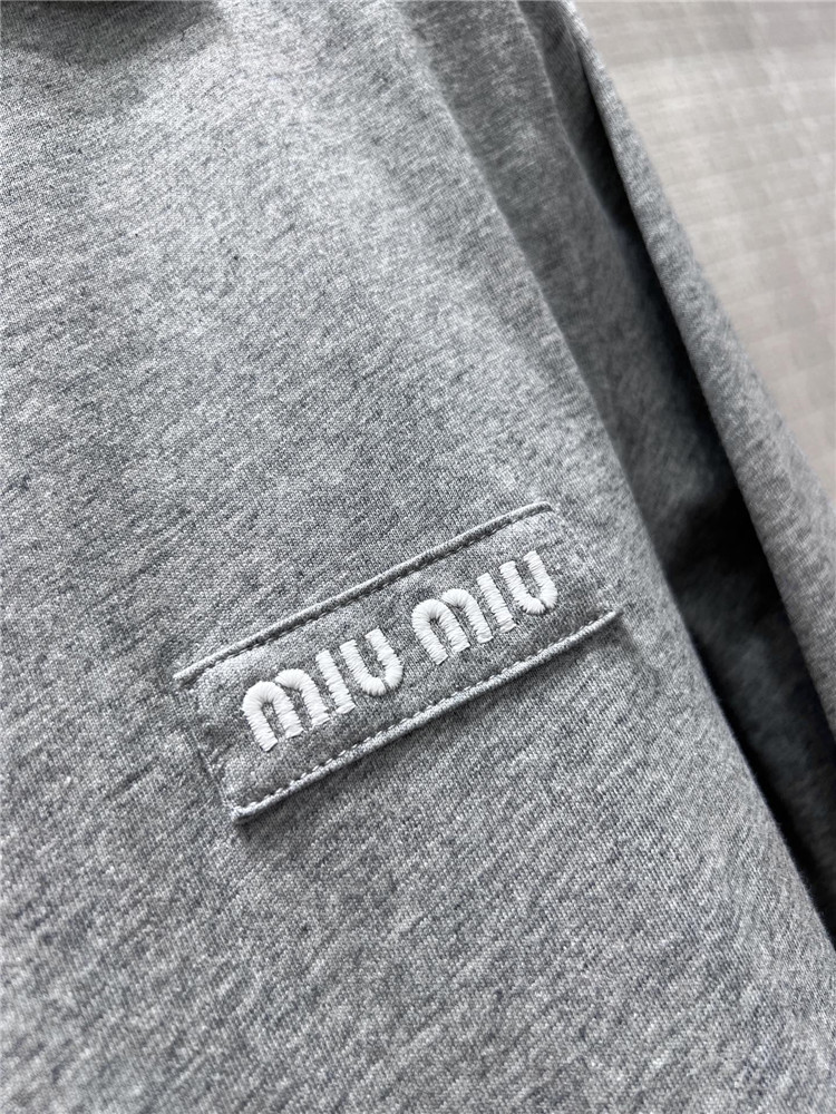  ZT5513 miu**26Ss