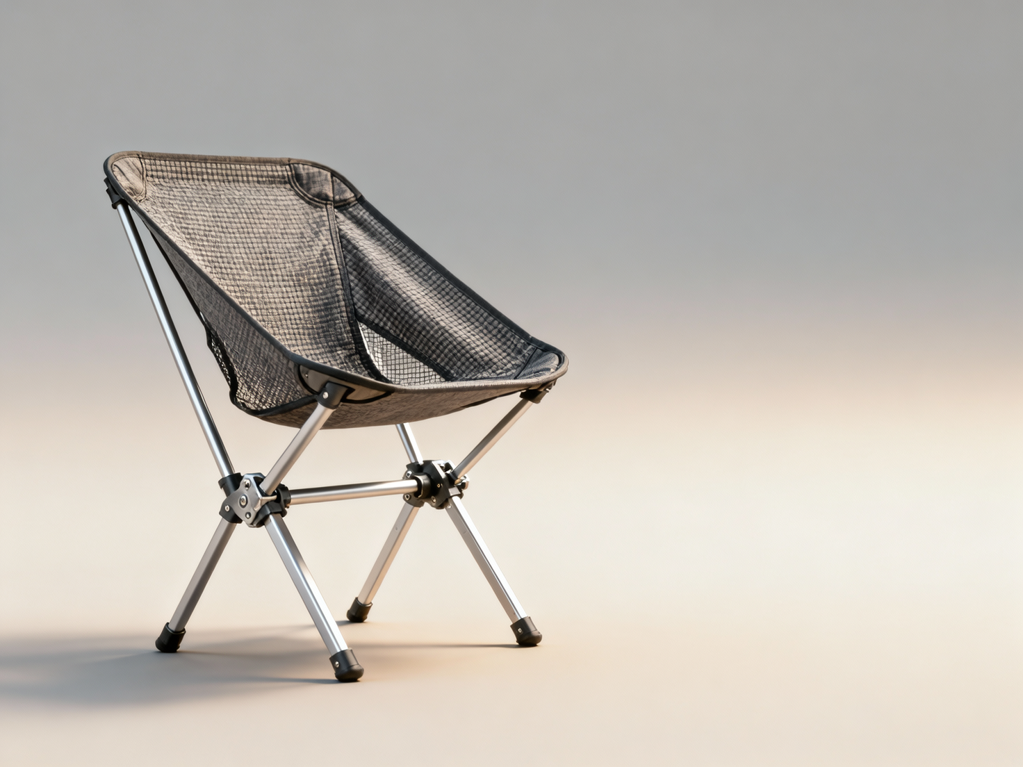 Folding camping chairs with 300-lb capacity: the hidden trade-off between portability and long-haul comfort