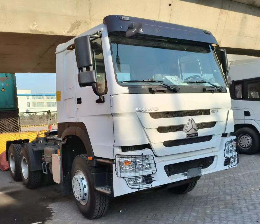HOWO 6×4 400HP TRACTORHEAD