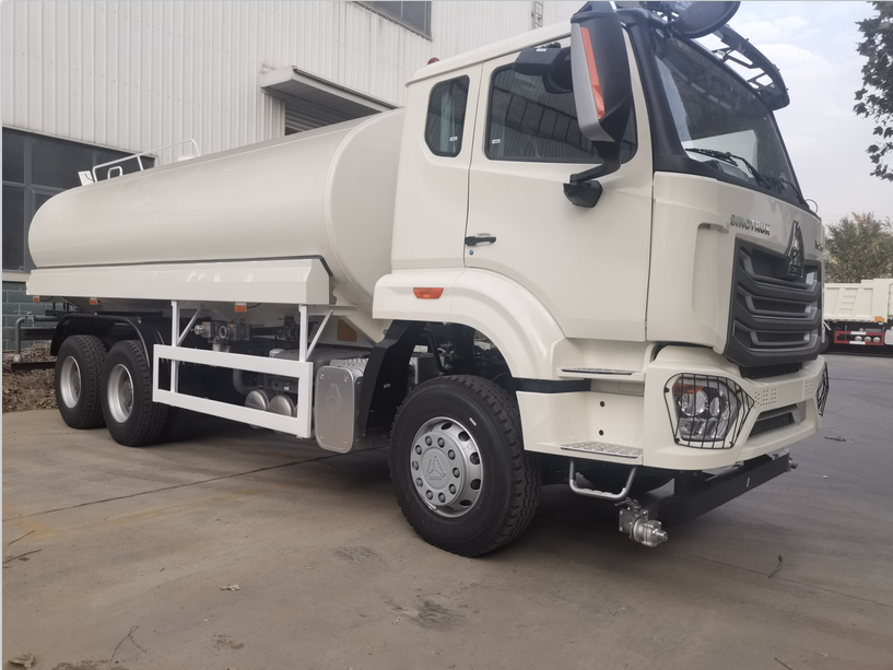 HOWO NX 6×4 20000L WATER TANK TRUCK