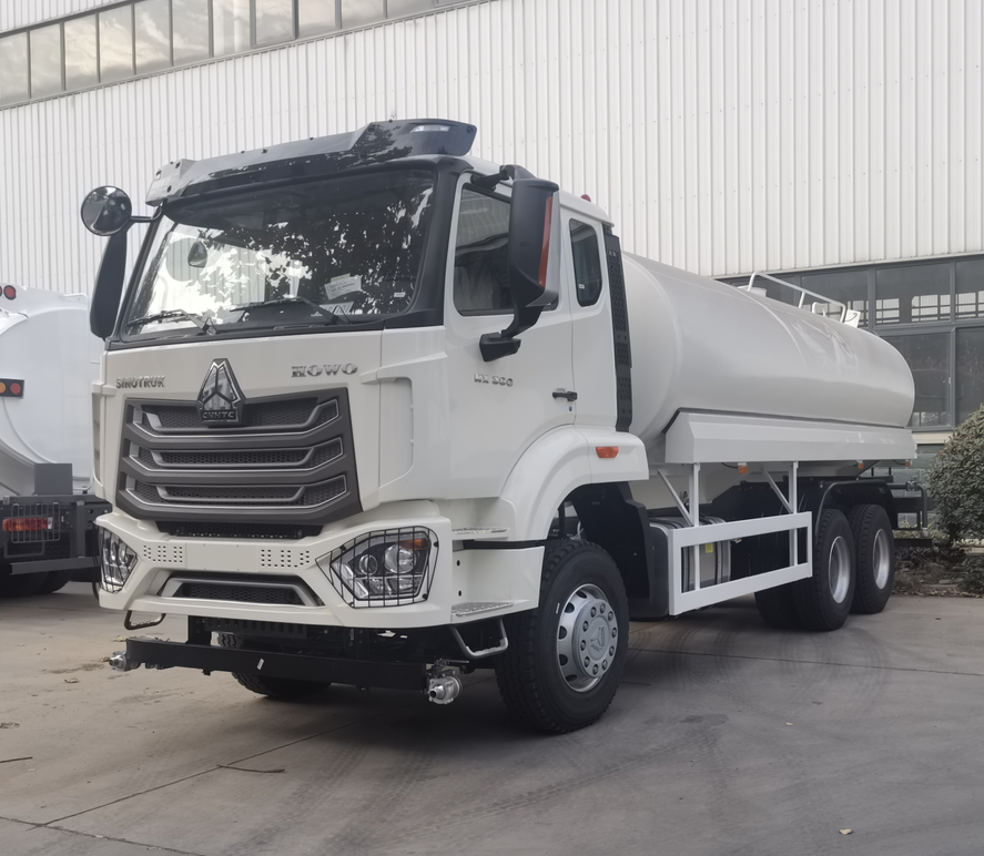 HOWO NX WATER TANK TRUCK