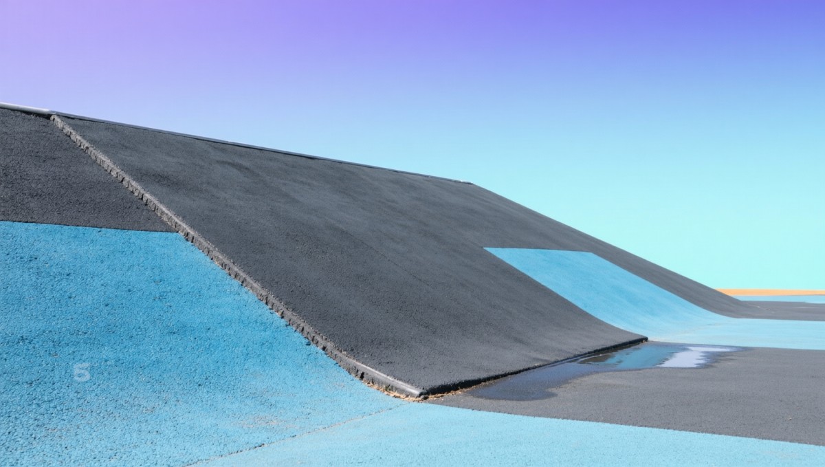 Outdoor Playground Surfaces That Meet ASTM F1292 Standards on Sloped Terrain