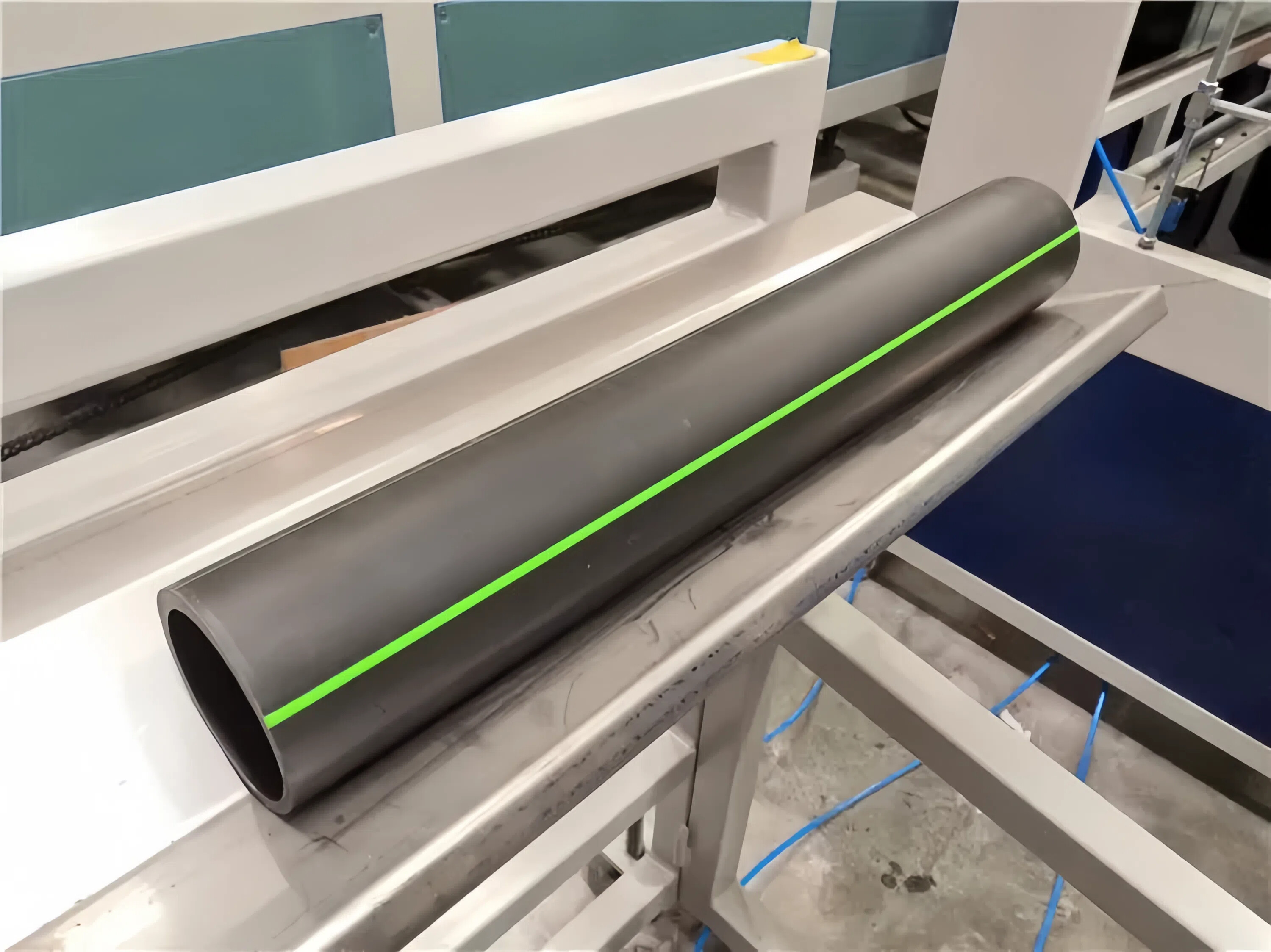 Ligne de production de tuyaux en PE