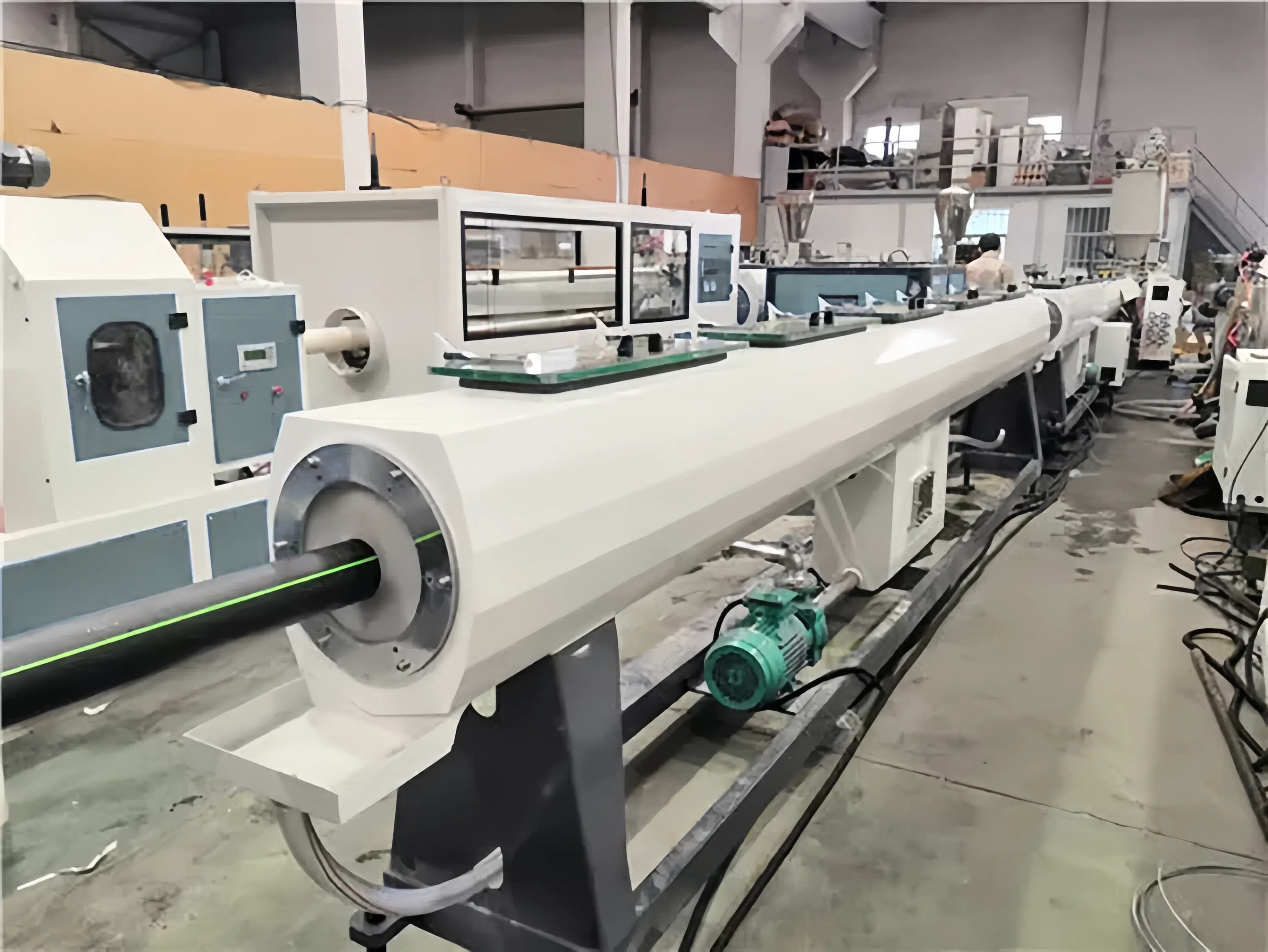 Ligne de production de tuyaux en PE