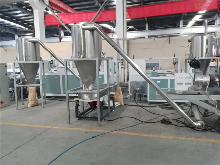 Ligne de production de granulation composite PVC