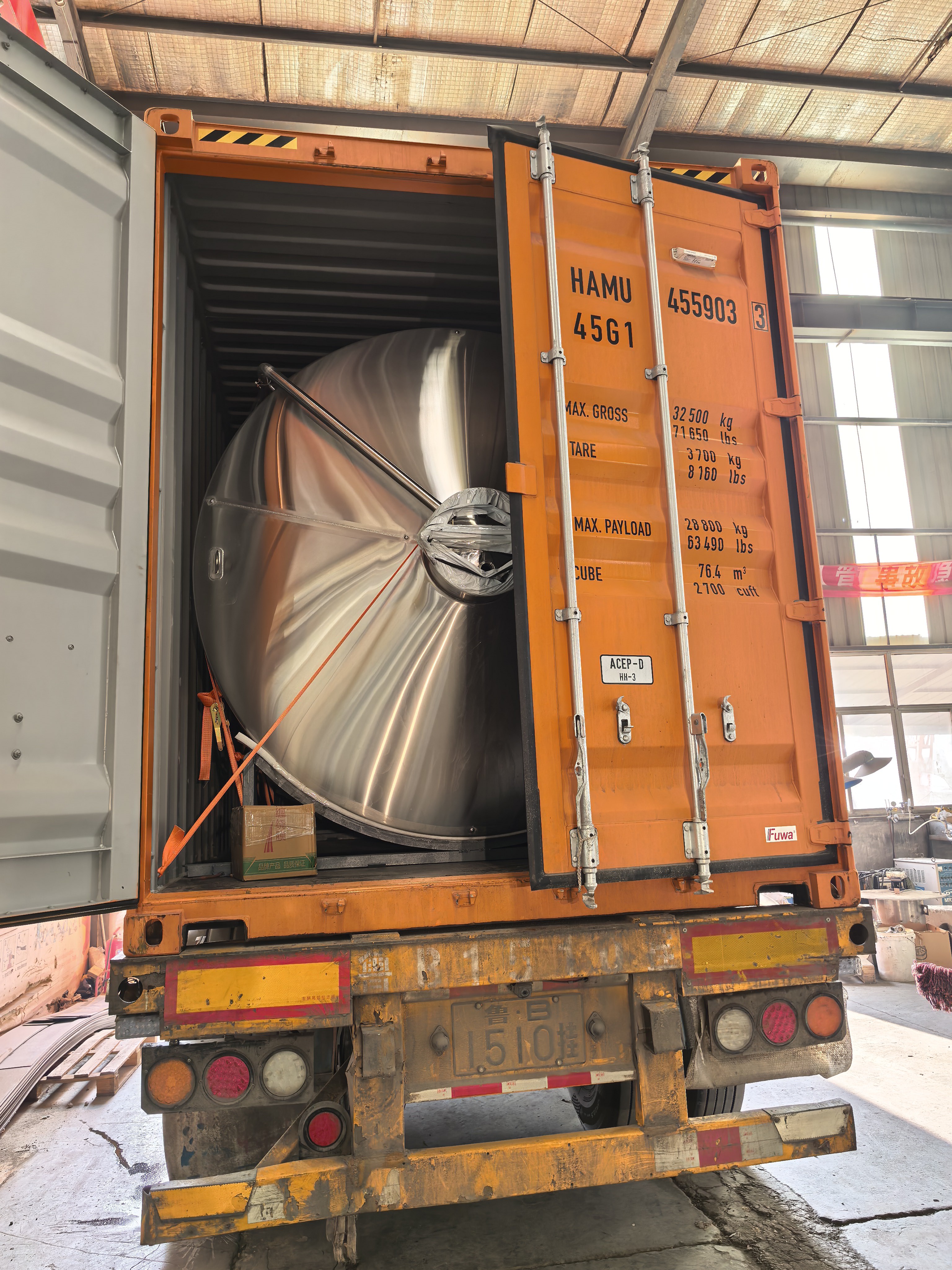 Мы только что отправили танки для игристого вина клиентам