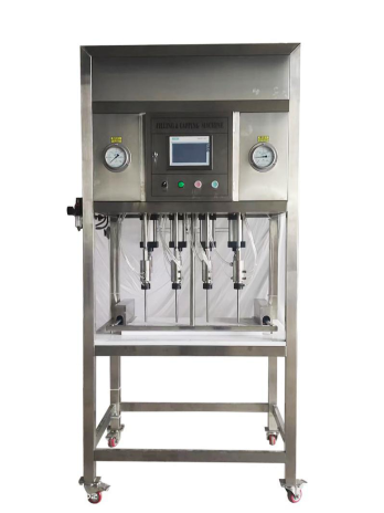 4-головочная машина для наполнения и укупорки бутылок