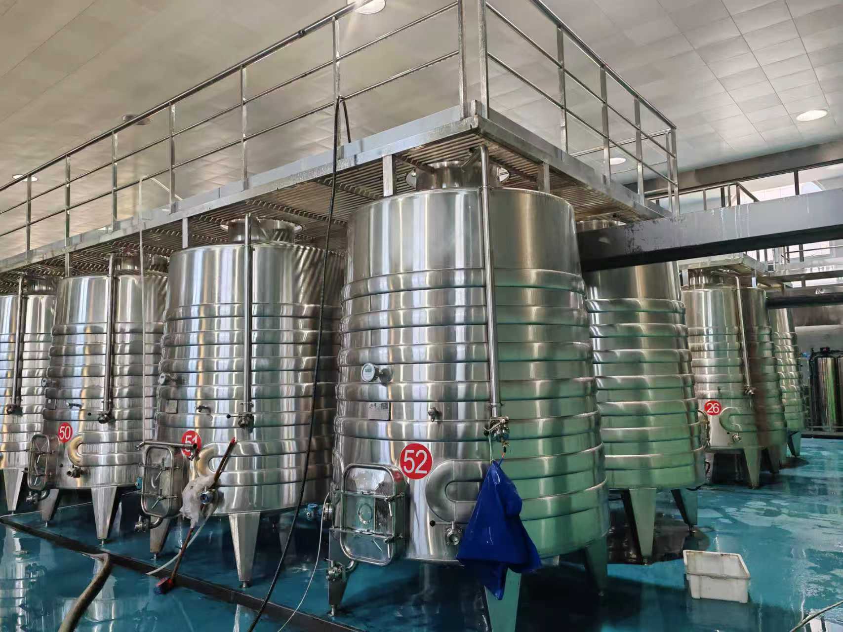 изделия из нержавеющей стали