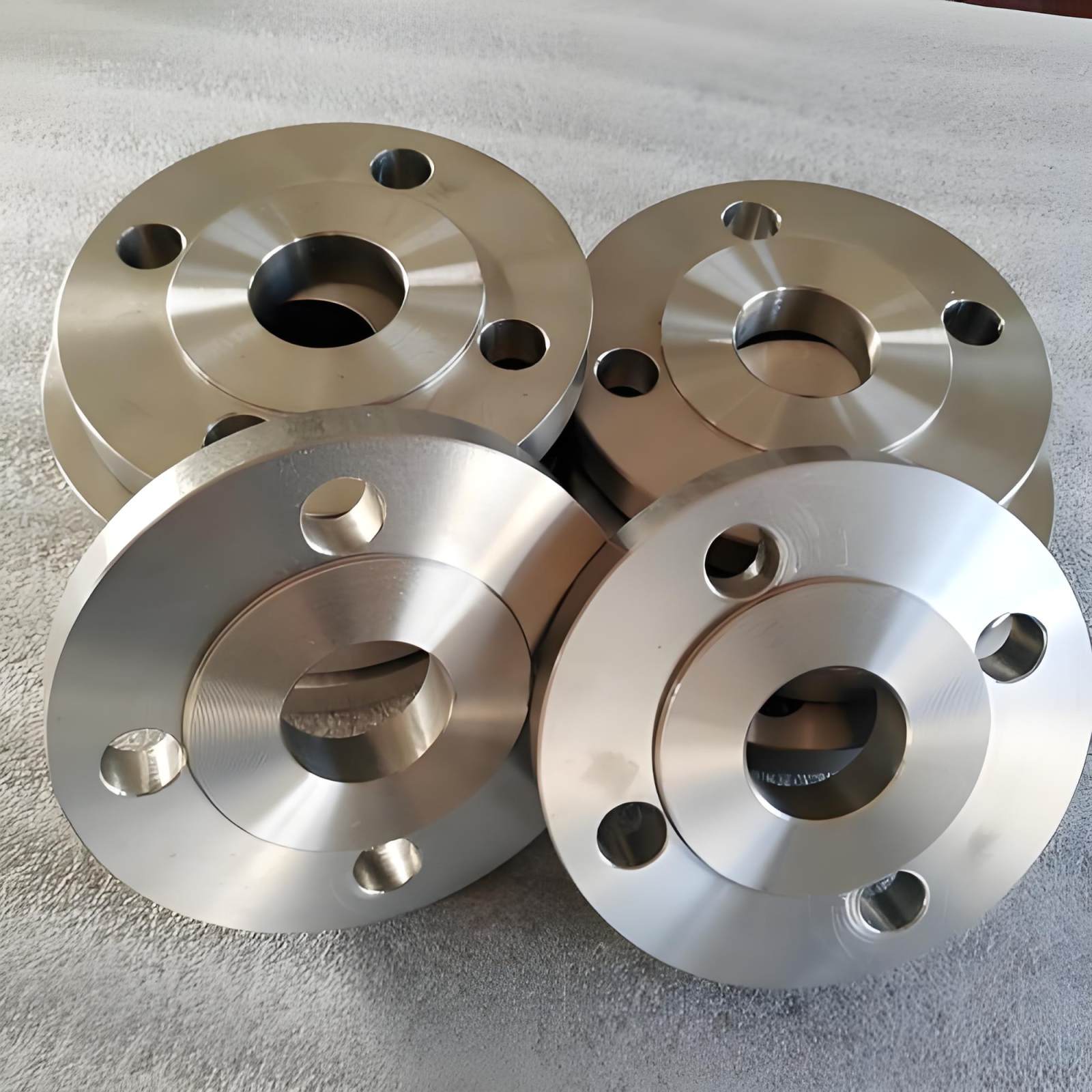 Titanium and Titanium Alloy Flanges