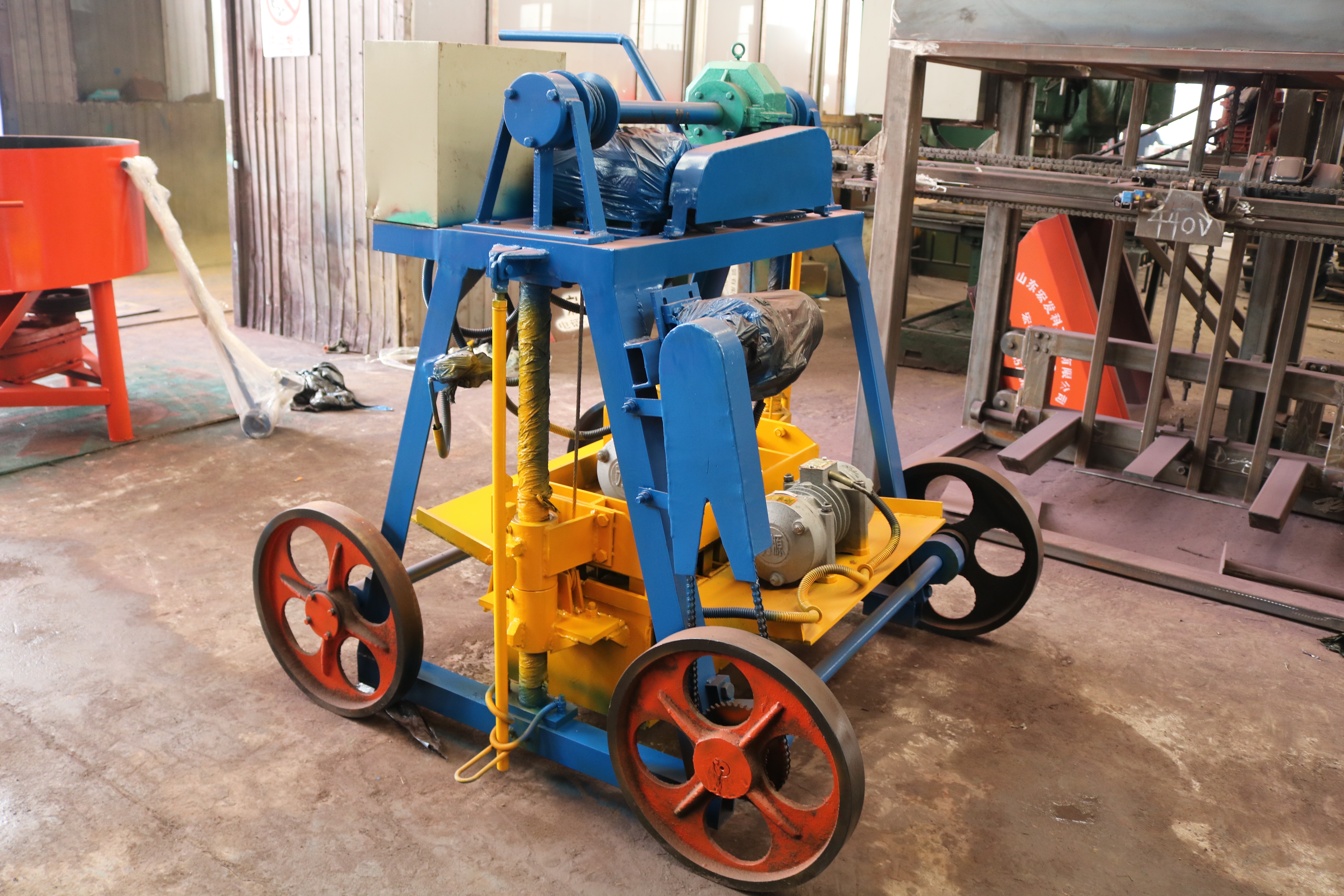 QT4-45 Diesel-Powered Small-Sized Block Machine Series