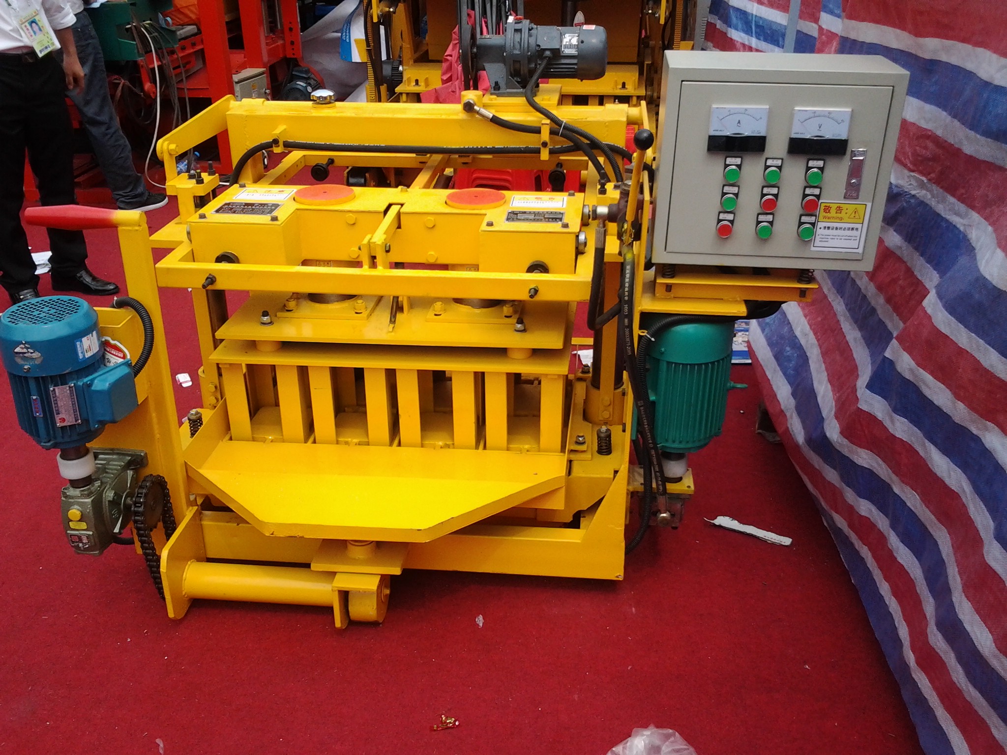 QMJ-4A Mobile Solid Block Machine