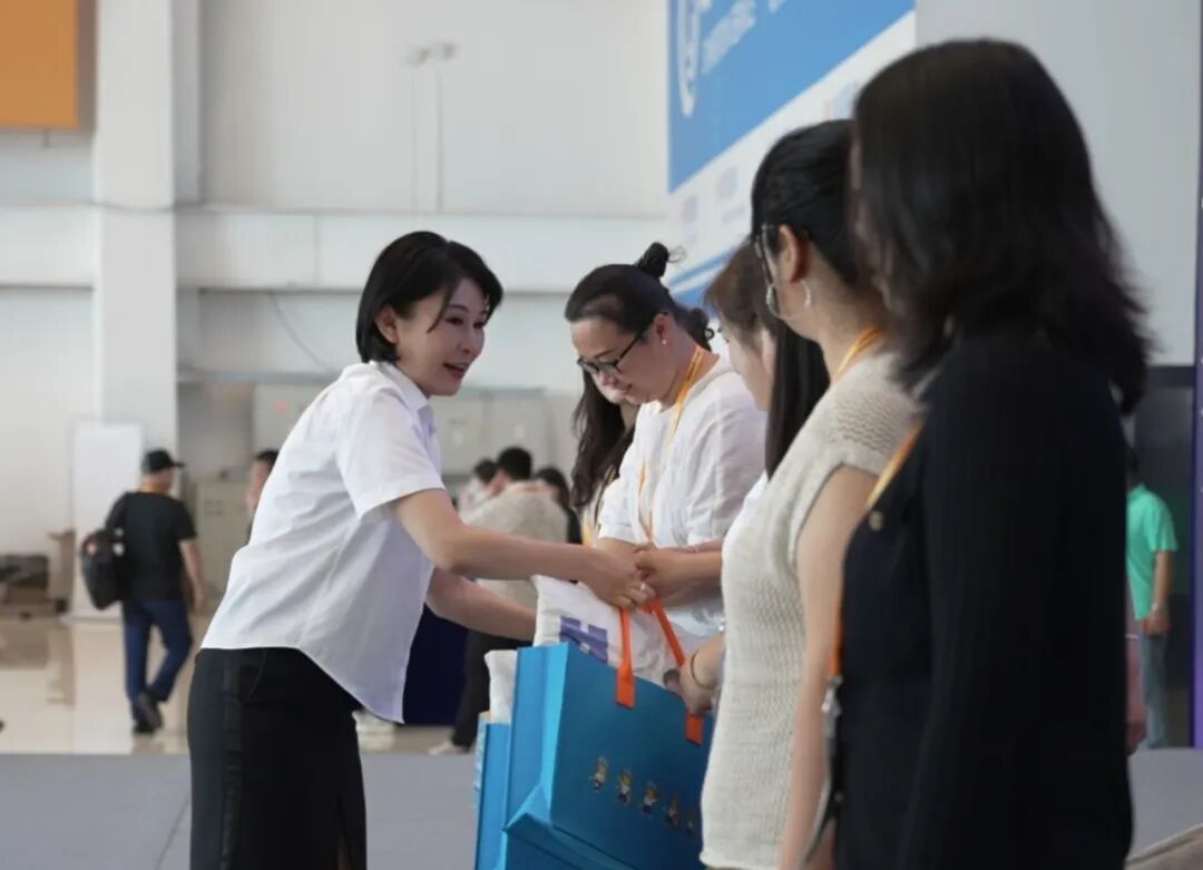 cf92eacd309e70d8790ab2fe01798720~tplv-tt-origin-web:gif.jpeg?_iz=58558&from=article